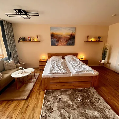 Trafalgar Apartment 133-3